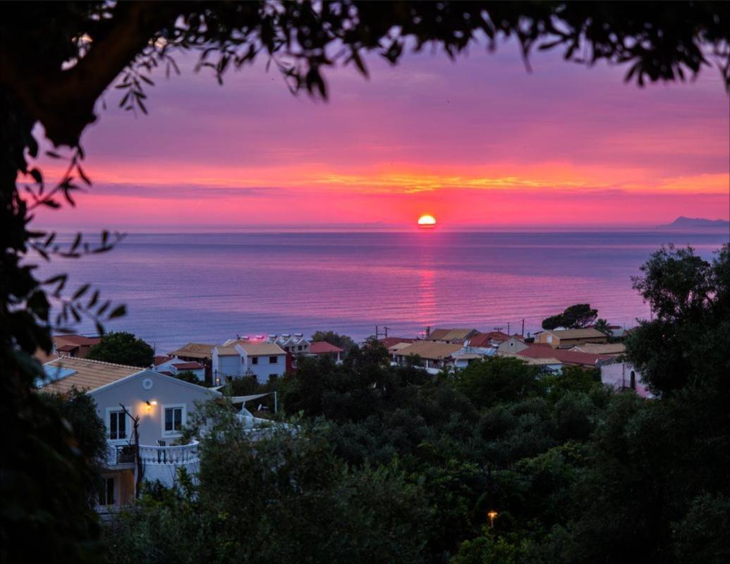 Casa Tramonto Beach View Agios Gordios  Extérieur photo