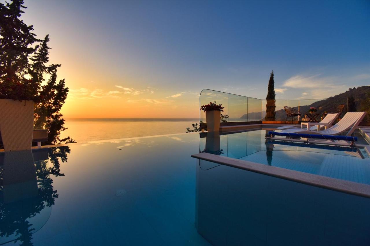 Casa Tramonto Beach View Agios Gordios  Extérieur photo